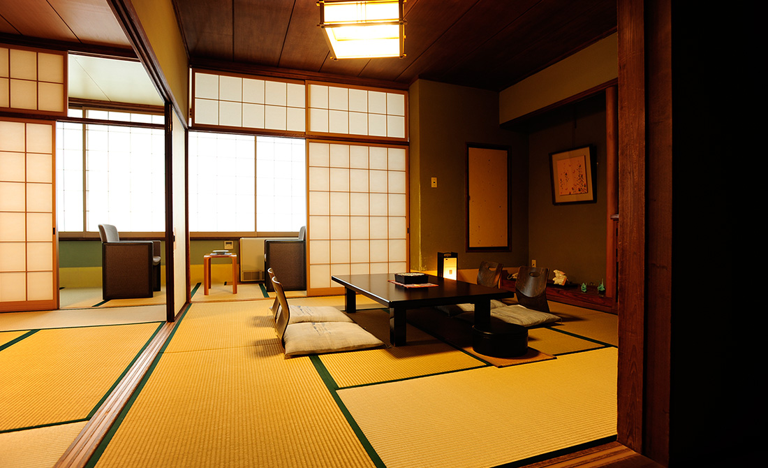 Standard Japanese-Style Room  West Building